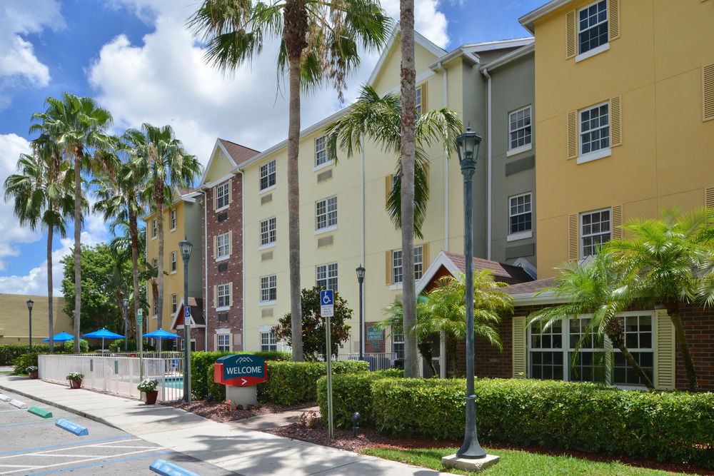 Towneplace Suites By Marriott Miami Airport W Doral Extérieur photo